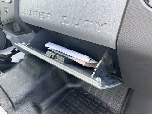 Used 2023 Ford F650 2WD Regular Cab Super Duty image 60