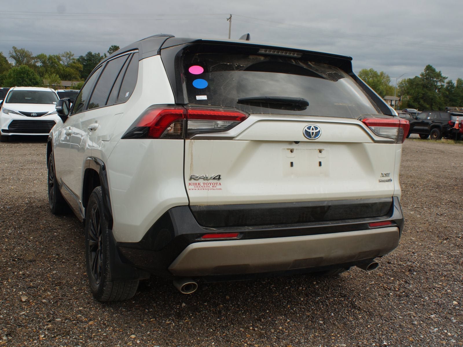 Used 2022 Toyota RAV4 XSE AWD/4WD image 3