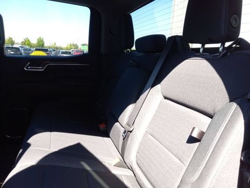 Certified 2025 Chevrolet Silverado 1500 RST AWD/4WD image 24