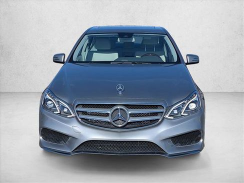 Used 2014 Mercedes-Benz E 350 Sedan image 2