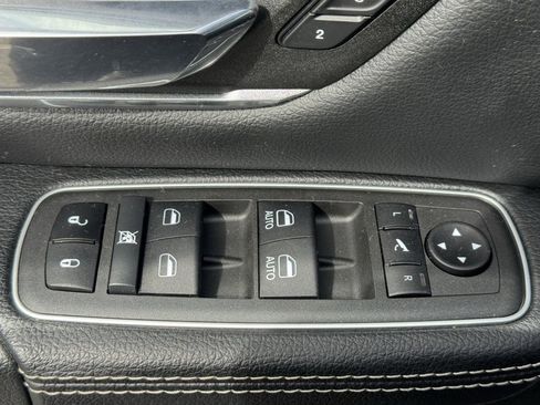 Used 2022 RAM 1500 Laramie w/ Sport Appearance Package image 22