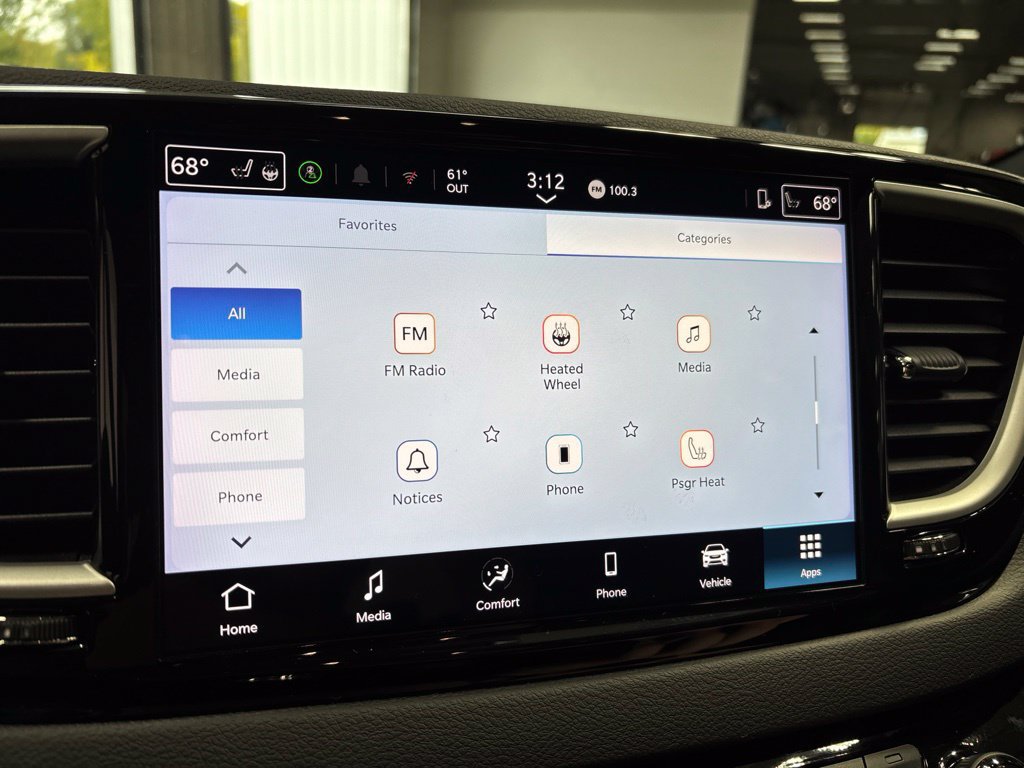 Used 2025 Chrysler Pacifica Select FWD image 21
