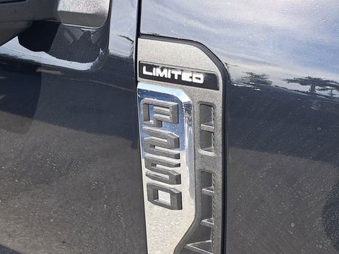 Certified 2024 Ford F250 Limited w/ FX4 Off-Road Package image 8