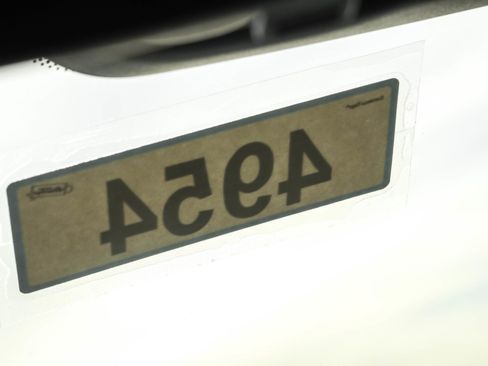 New 2025 Jeep Grand Cherokee Limited w/ Black Appearance Package image 28