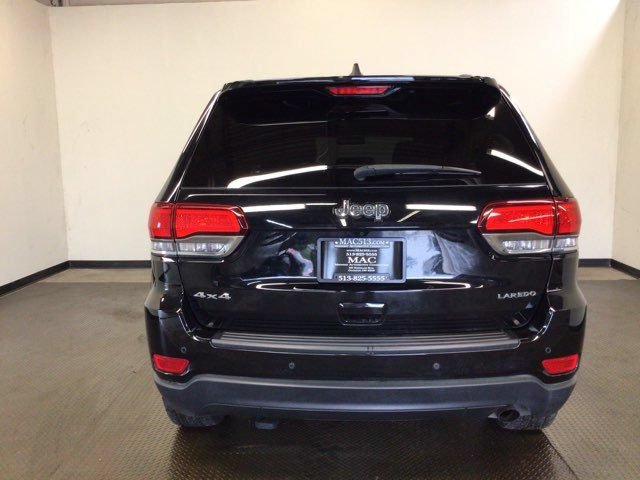 Used 2020 Jeep Grand Cherokee Laredo AWD/4WD image 5
