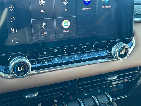 New 2026 GMC Canyon AT4 image 18