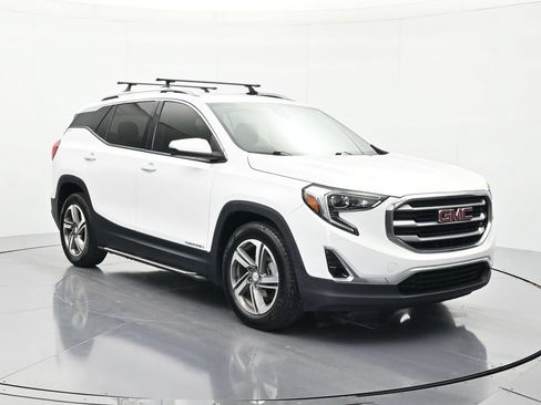 Used 2020 GMC Terrain SLT w/ Preferred Package FWD image 3