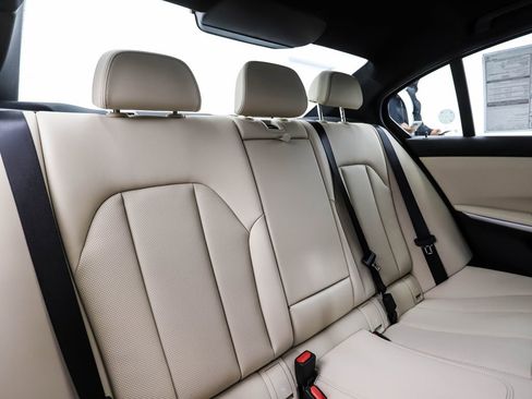 New 2026 BMW 330i xDrive Sedan w/ Premium Package AWD/4WD image 28