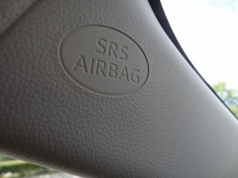 Used 2024 Toyota Corolla LE FWD image 30