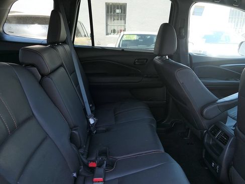 Used 2023 Honda Passport TrailSport image 22