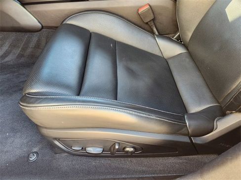 Used 2021 Porsche Taycan 4S image 22