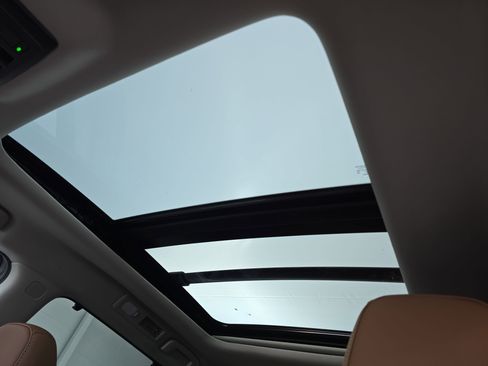 New 2026 Nissan Pathfinder Platinum image 31