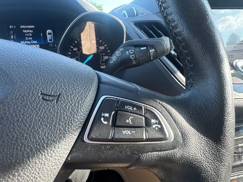 Used 2018 Ford Escape Titanium FWD image 23