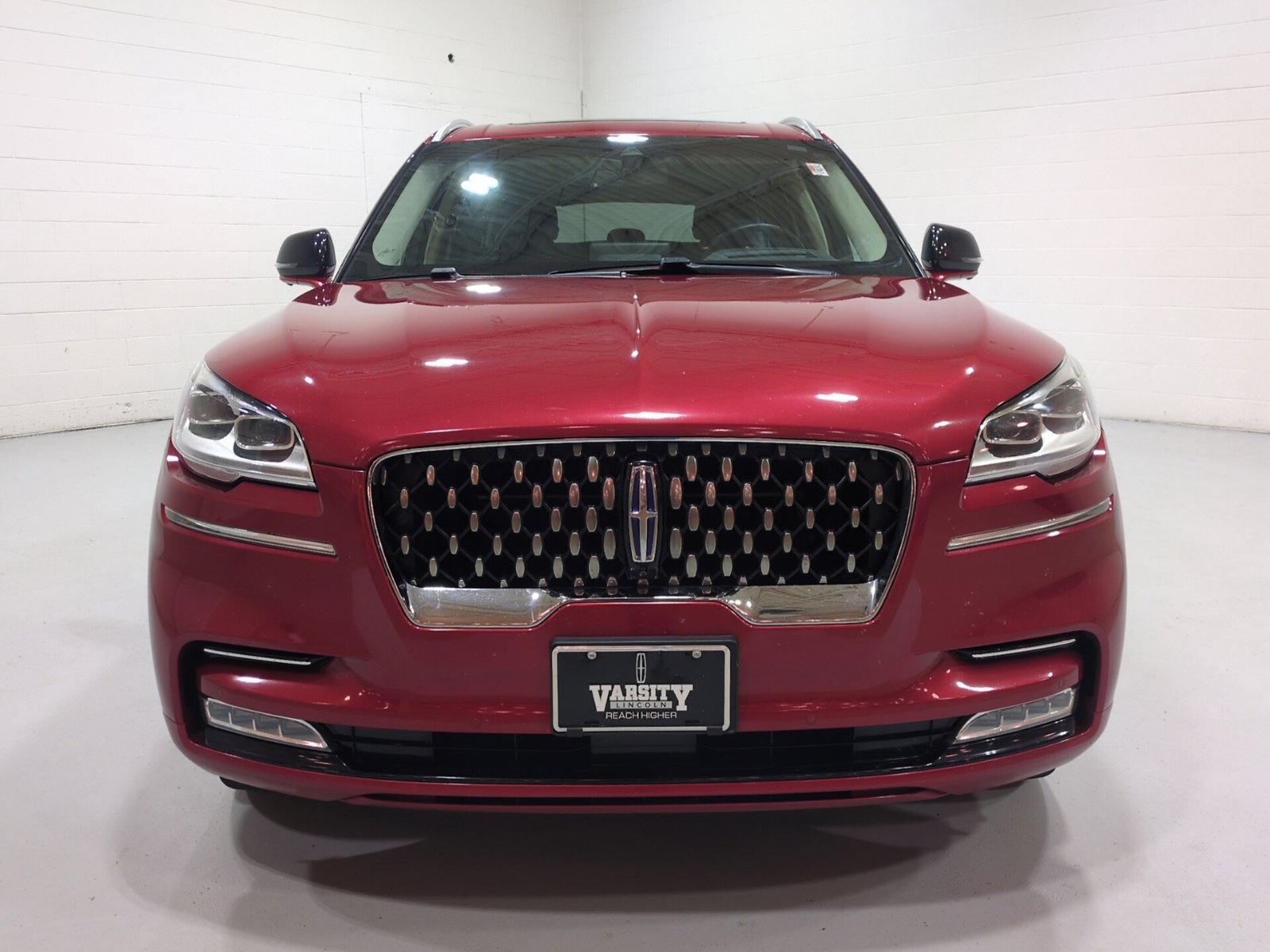Used 2020 Lincoln Aviator Grand Touring w/ Equipment Group 301A AWD/4WD image 8