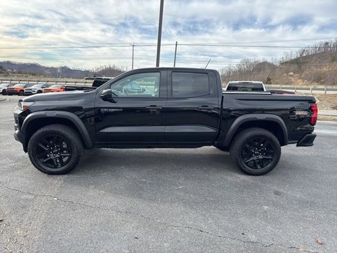 Used 2025 Chevrolet Colorado Trail Boss image 6