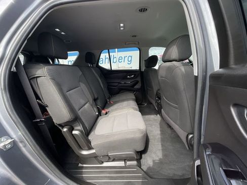 Certified 2019 Chevrolet Traverse LS FWD image 25