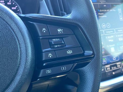 Used 2024 Subaru Crosstrek 2.0i Premium image 31