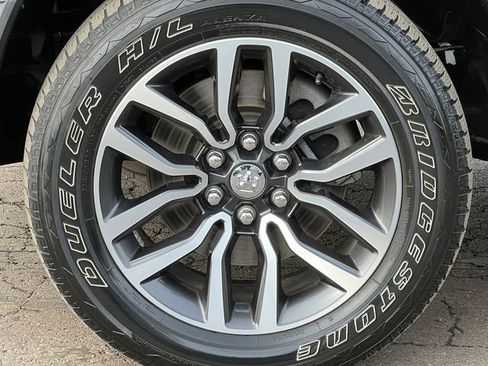 Used 2025 RAM 1500 Limited image 7