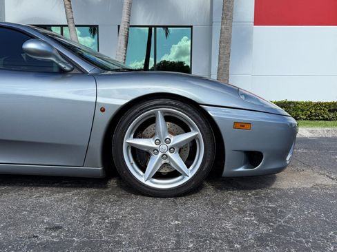Used 2004 Ferrari 360 Modena RWD image 4