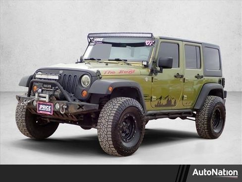 Used 2007 Jeep Wrangler Unlimited Sahara image 1