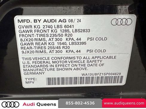 Used 2025 Audi Q4 e-tron Premium Plus w/ Premium Plus image 36