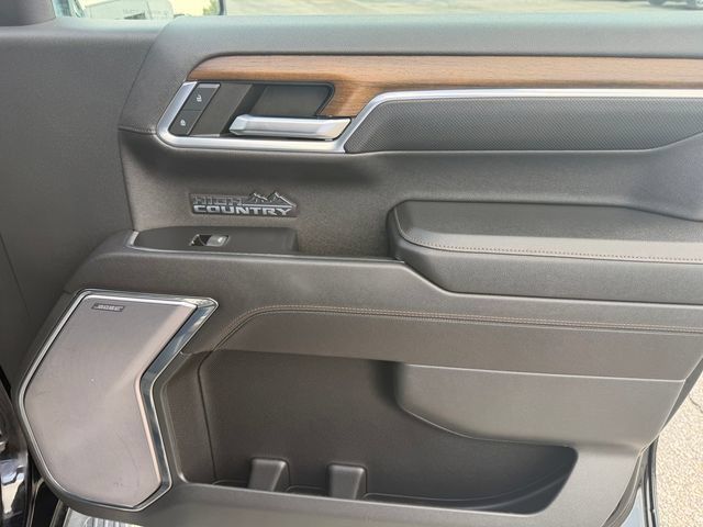 Used 2023 Chevrolet Silverado 1500 High Country w/ High Country Premium Package AWD/4WD image 12