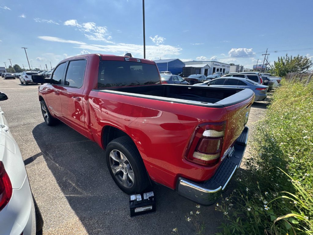 Used 2024 RAM 1500 Laramie RWD image 11