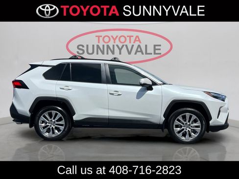 Used 2023 Toyota RAV4 XLE Premium FWD image 9