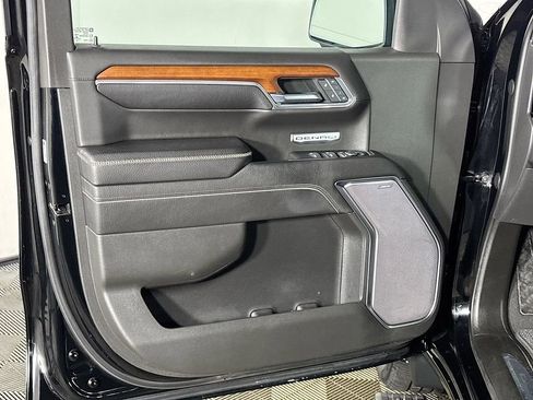 Used 2022 GMC Sierra 1500 Denali w/ Denali Reserve Package image 10