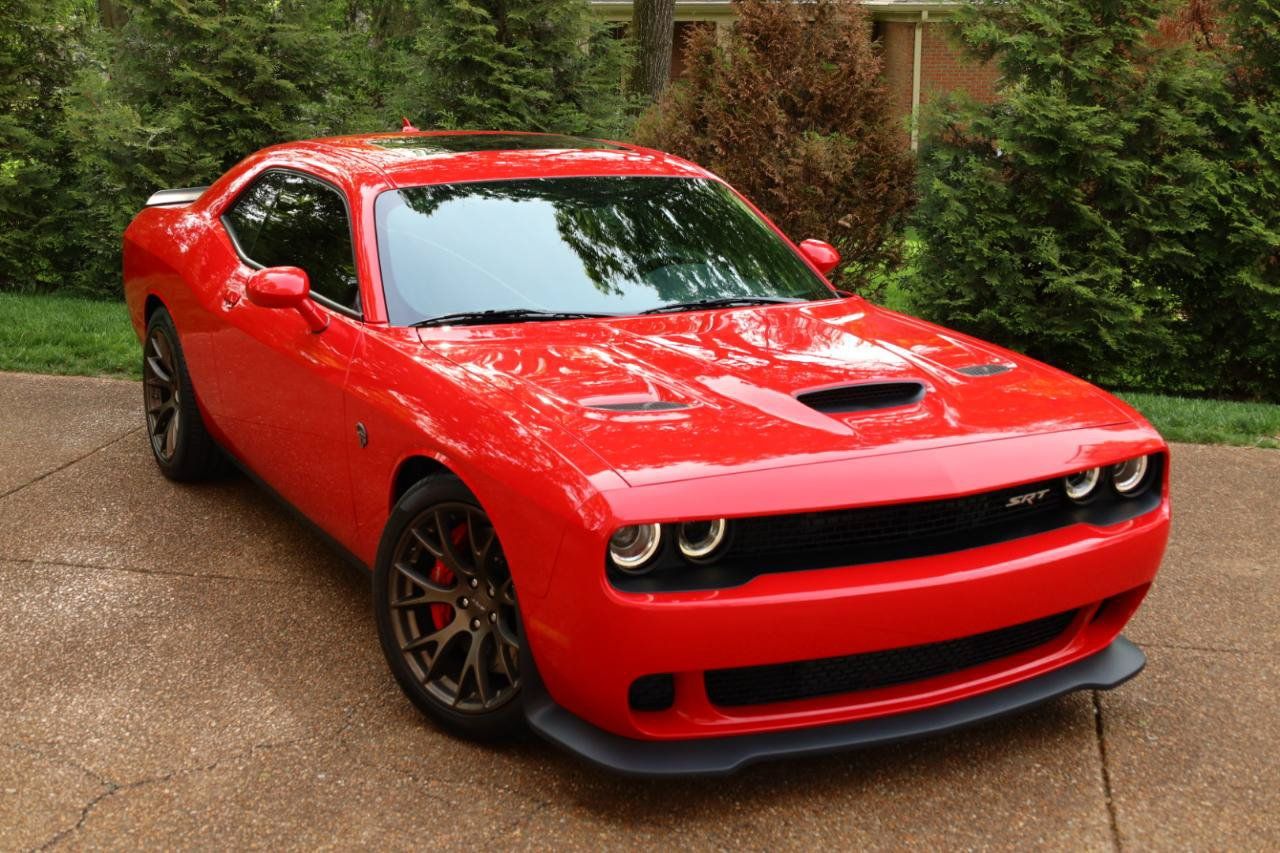 Used 2017 Dodge Challenger SRT Hellcat RWD image 42