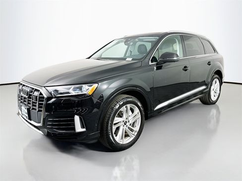 Used 2023 Audi Q7 3.0T Premium Plus image 3