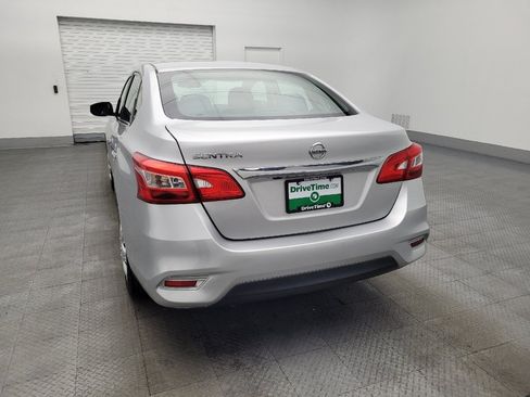 Used 2019 Nissan Sentra S FWD image 6