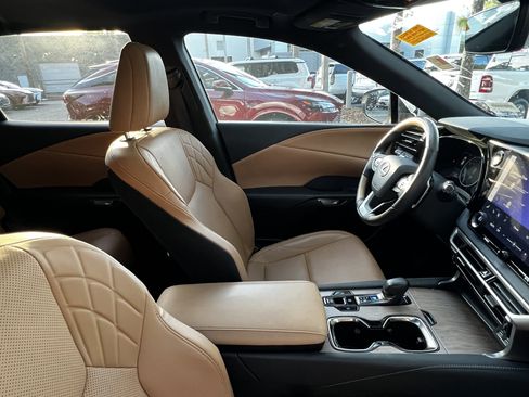 Used 2024 Lexus RX 350 Premium w/ Accessory Package (Z1) image 45