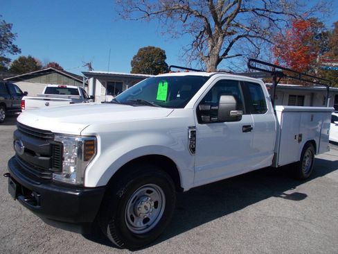 Used 2019 Ford F350 XL w/ Power Equipment Group image 1