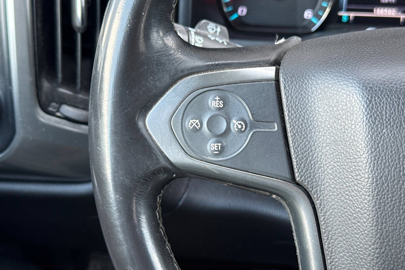 Used 2016 Chevrolet Silverado 1500 LT w/ All Star Edition AWD/4WD image 33
