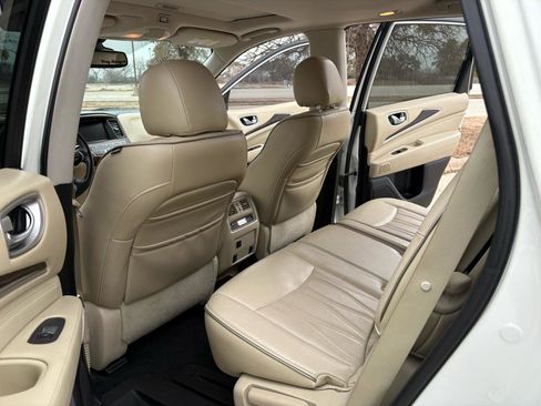 Used 2017 INFINITI QX60 FWD w/ Deluxe Technology Package image 32