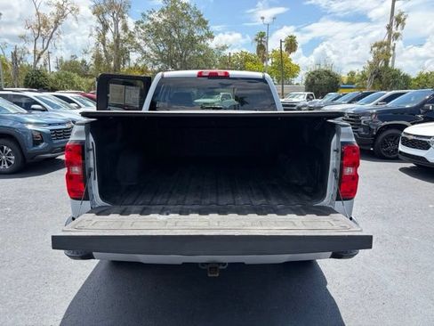 Used 2018 Chevrolet Silverado 1500 LT w/ Redline Edition AWD/4WD image 16