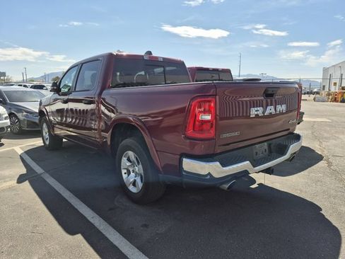 Used 2025 RAM 1500 Big Horn AWD/4WD image 8