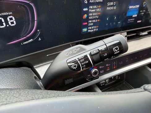 Used 2024 Kia Sportage X-Line w/ X-Line Premium Package AWD/4WD image 29