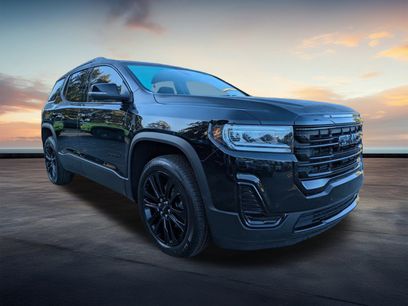 Used 2022 GMC Acadia SLE w/ Driver Convenience Package