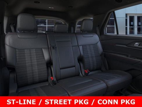 New 2026 Ford Explorer ST-Line w/ ST-Line Street Pack image 11