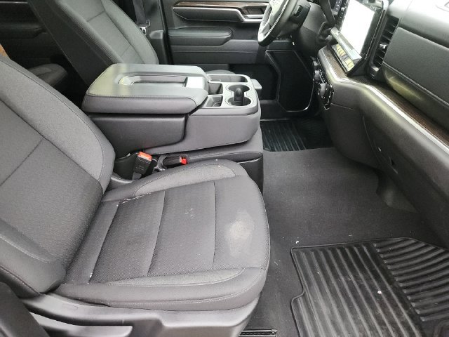 Used 2025 Chevrolet Silverado 2500 LT w/ Convenience Package AWD/4WD image 11