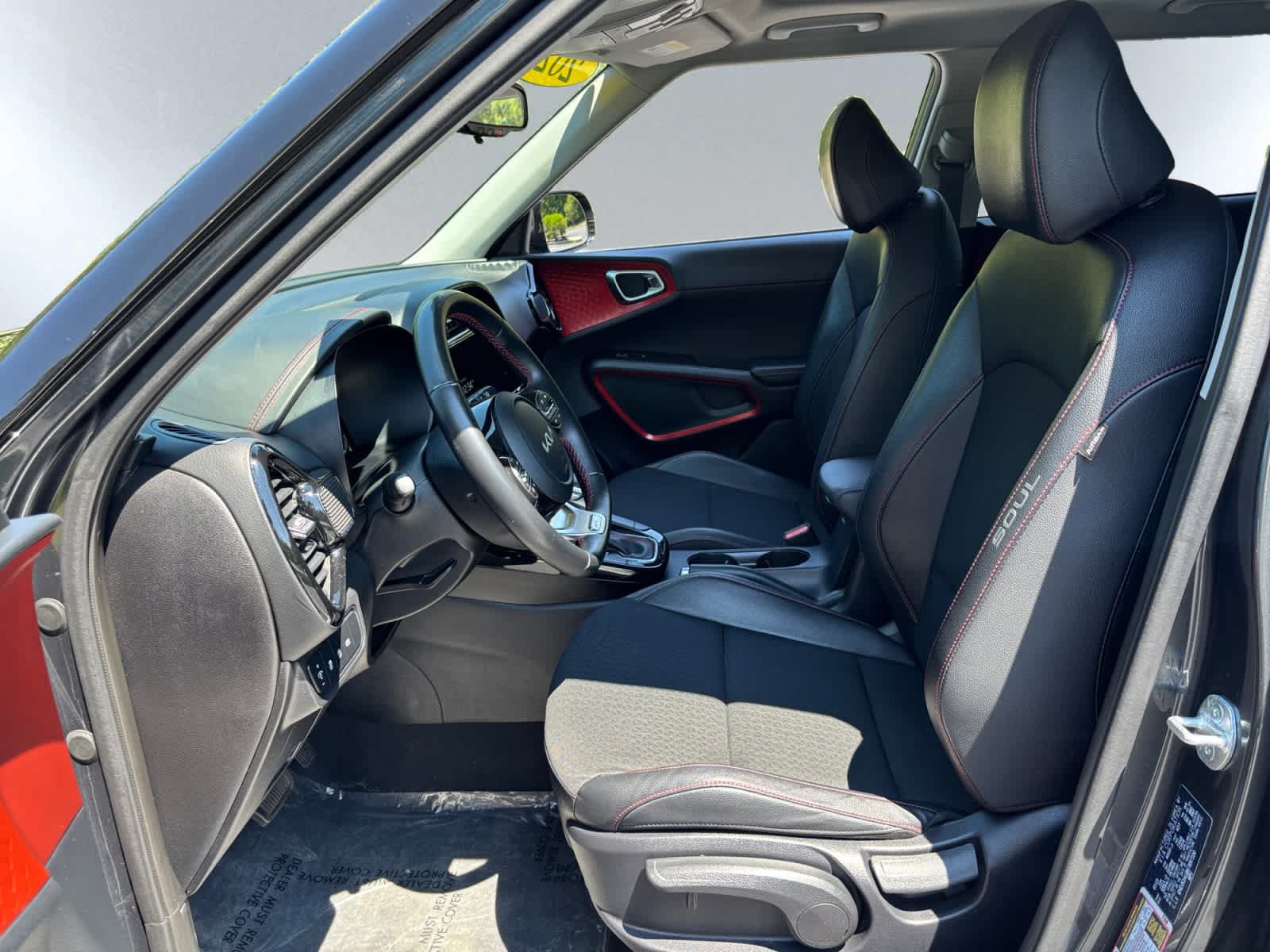 Used 2024 Kia Soul GT-Line FWD image 10