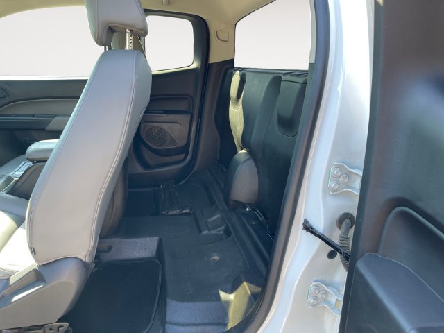 Used 2018 Chevrolet Colorado W/T RWD image 13