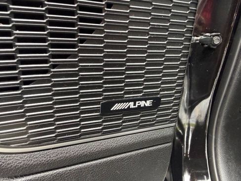 Used 2023 Jeep Grand Cherokee Trailhawk w/ Luxury Tech Group III image 23