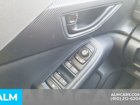 Used 2025 Subaru Crosstrek 2.0i Premium w/ Convenience Package #2 image 17