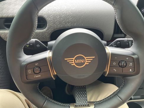 Used 2025 MINI Cooper S image 23