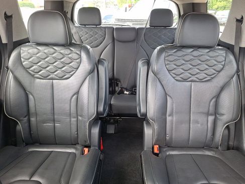 Used 2022 Hyundai Palisade Limited AWD/4WD image 19