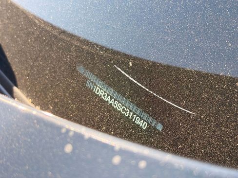 Used 2025 Nissan Pathfinder S FWD image 8
