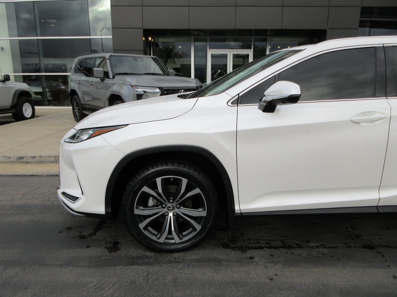 Used 2021 Lexus RX 350 FWD w/ Premium Package image 2